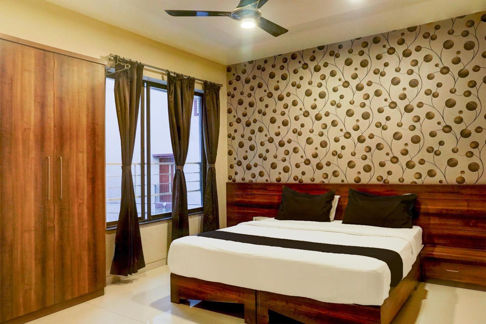 Super Townhouse Oak Viman Nagar Formerly Kuber Inn Kharadi エクステリア 写真